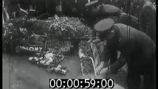 1960-69г. Приозерск. Возложение цветов к памятнику Ленина