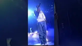 Usher - U remind me (Live) 2004