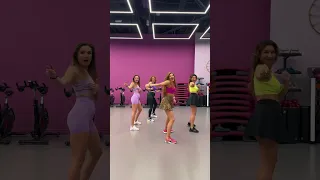 Учу танцевать online переходи в insta: fitness_rio_rimma танцуй Stromae-Alors on Danse dance #viral