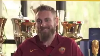 DE ROSSI emozionato parla di TOTTI! Ecco cosa ha detto