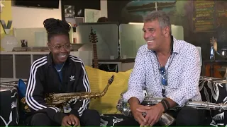 Billy Joel`s saxophonist jams with Kansas City students
