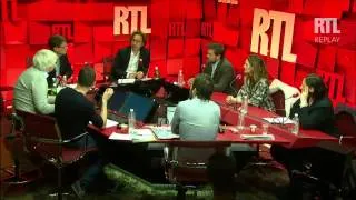 Stéphane Bern reçoit Clovis Cornillac et Mélanie Bernier dans A LA BONNE HEURE du 01-05-2015 part...