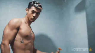 Big Matthew (BM Kard) Shirtless hot body #bigmatthew #bmkard #hotbody #kpop #abs #korean