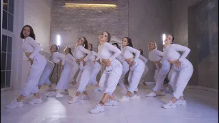 EL BAÑO - Enrique Iglesias ft. Bad Bunny, choreography by Valeriya Steph