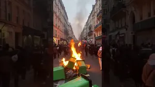 У Франції спалахнули акції протесту проти пенсійної реформи⚡️
