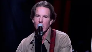 Dennis Quaid sings “Fallen” at Grand Ole Opry; Kathie Lee Gifford introduces