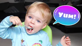 ISLA EATS | Cute BABY eating porridge and fruit *SWEET TALKING* mukbang