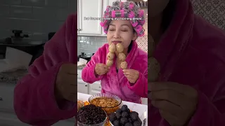 WHAT MY ASIAN GRANDMA FED ME FOR BREAKFAST IN BED #shorts #viral #mukbang