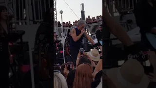 Jon Bon Jovi - I'm Your Man - Pool deck concert - Runaway Tours - 8/28/19