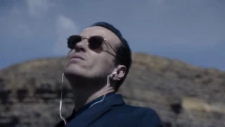 Moriarty I Want To Break Free Full Song (Loop)
