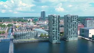 Architectuur in Almere - The Wave & Side by Side