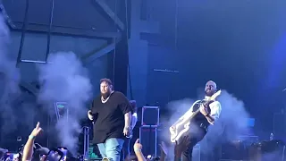 Brantley Gilbert featuring Jelly roll. Son of the dirty south. ( live)