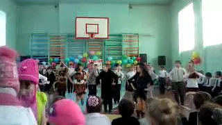 Танцы в 75 школе
