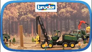 John Deere Harvester 1270G -- 02135 -- BRUDER Spielwaren