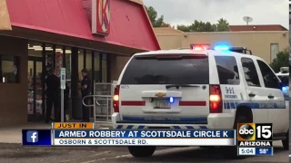 Knife-wielding man robs Scottsdale Circle K