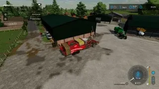 Filling up the potato harvester fs22