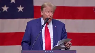 Donald Trump recites poetry at rally in Nevada