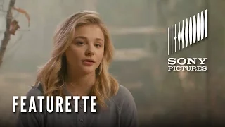 The 5th Wave Featurette: Meet Cassie