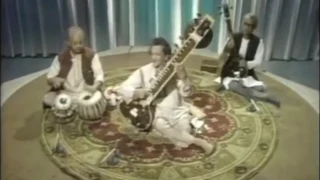 Sitar & Tabla Legends: Pt. Ravi Shankar, Ud. Alla Rakha: Live: London : 1981: Improved Video Quality