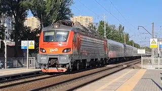 ЭП20-078 с поездом №7 Севастополь - Санкт-Петербург