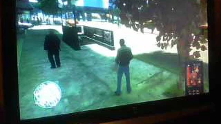 GTA 4 Taking out a cop with a cell phone!