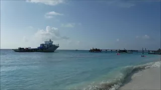 Reethi Beach Resort, Maldives - A walk along the beach to the Moodhu Bar