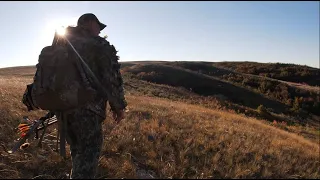 Bowhunting Muledeer with Trad Gear in Saskatchewan