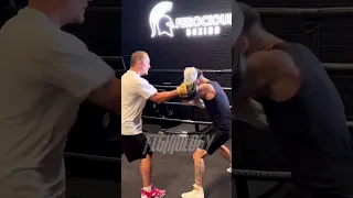 George Kambosos SHARP SKILLS on Mitts 🥊 #georgekambosos #boxingtraining #boxingtechnique