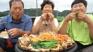 On the cauldron lid~ [[Samgyeopsal with various vegetables]]~ Mukbang eating cooking show