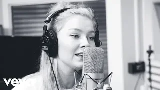 Astrid S - Running Out (Live From Studio)