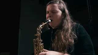 Swiss Jazz Ambassadors feat. Sarah Hanahan - Ugetsu