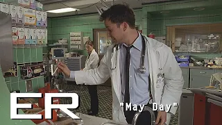 Abby Catches Carter Self-Injecting | ER