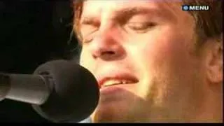 Kings of Leon - Trani (T in The Park 2007)