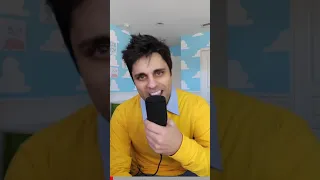 Roasting Ray William Johnson (@raywilliamjohnson) #shorts