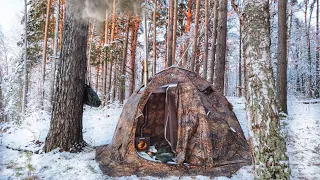 Зимний поход в лес с палаткой и печкой берег | Ночь зимой в лесу