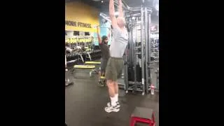 87 year old does 10 pull ups