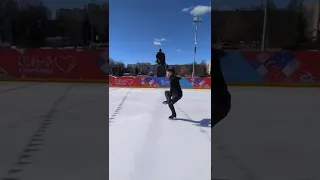 Forward power pulls. Figure skating.