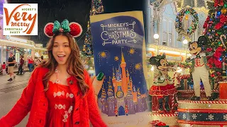 Mickey's Very Merry Christmas Party 2022 ❤️ VLOG - Parade, Fireworks, Santa, and more!