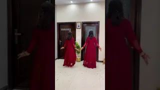 Rabia Faisal and Zainab Faisal new dance video | sistrology | shorts | Rabia Faisal