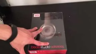 Beats Studio Wireless Unboxing Titanium