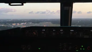 KLM 737-800 LANDING IN HAMBURG  COCKPIT VIEW (NO ATC)