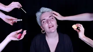 Делаю МАКИЯЖ. АСМР с Кристиной Вазовски. Визажист. ASMR Applying makeup.