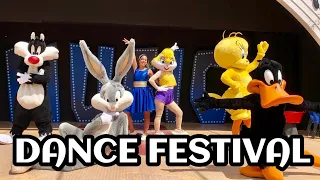 [4K] PARQUE WARNER MADRID 2019 -  LOONEY TUNES DANCE FESTIVAL