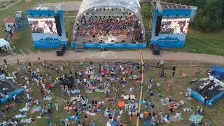 Антон Вакуленко спел на больших Open Air