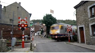 Passage a Niveau /Spoorwegovergang Wandre/ Railroad-/ Level Crossing/ Bahnübergang