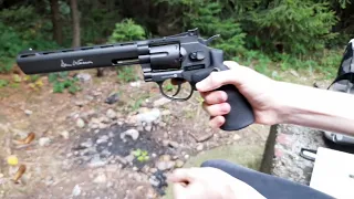 Revolver Dan Wesson 8” CO2 (old video)