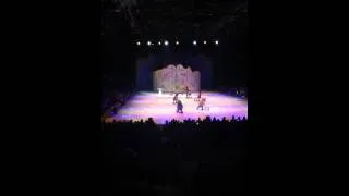 Snow White Silly Song - Disney on Ice Dare to Dream - October 2013