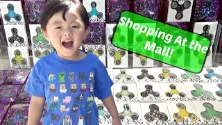 Toy Hunt & Fidget Spinner Hunt at Shopping Mall & Toys-R-Us