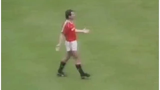 Manchester Utd v Middlesbrough 1988-89 ROBSON GOAL