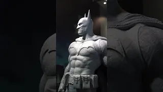 Batman Prestige Series 1/3 Scale Statue
